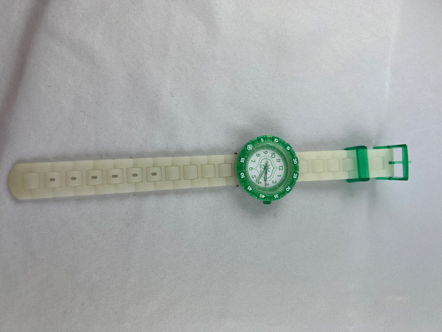Flik Flak Orologi: Uhr – Usato da Niederuzwil venduto da leo_8857 2