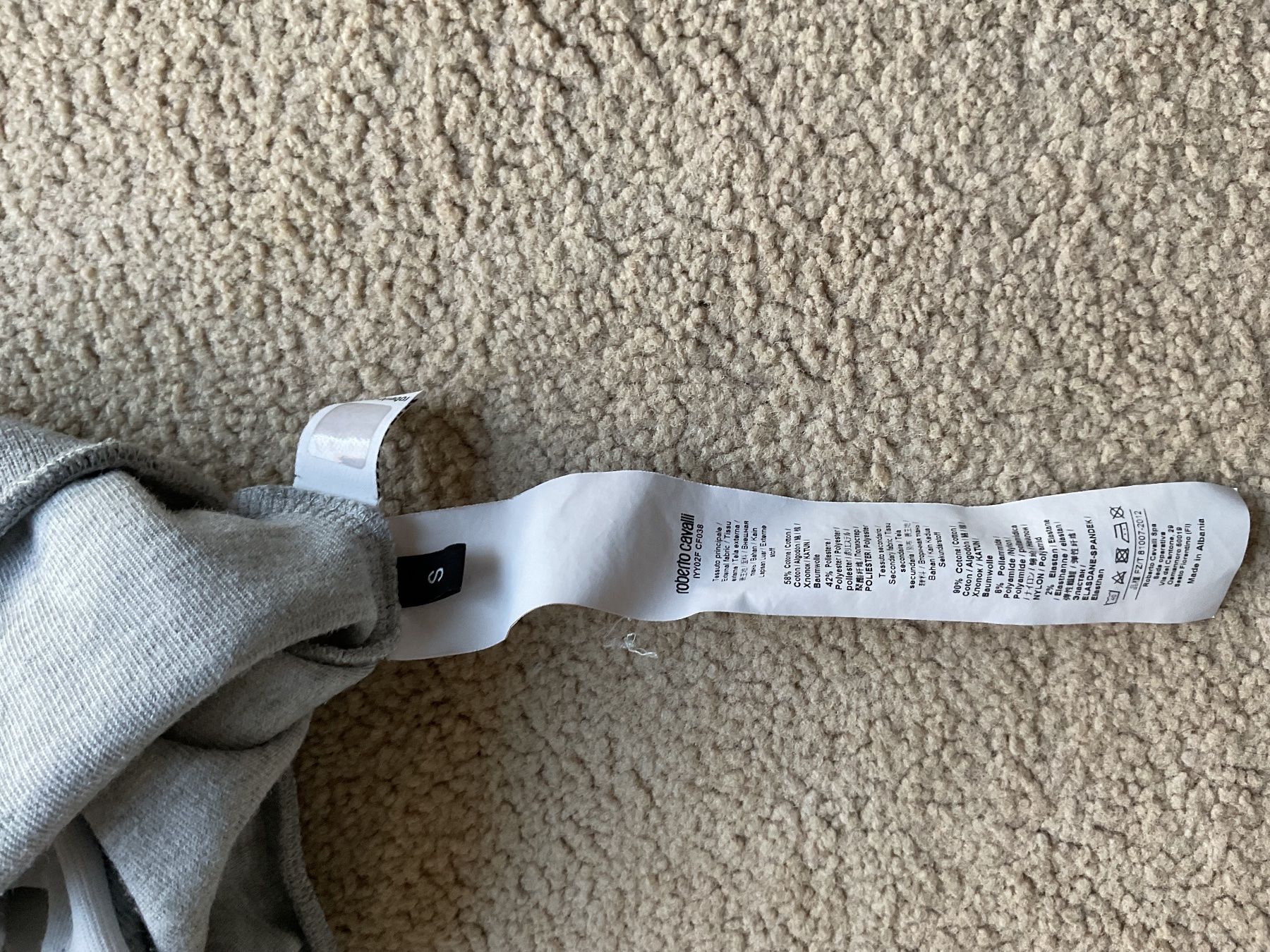 Roberto Cavalli Maglioni & Felpe: Kurzpullover Cavalli Sport – Usato da Dielsdorf venduto da Jgent 2