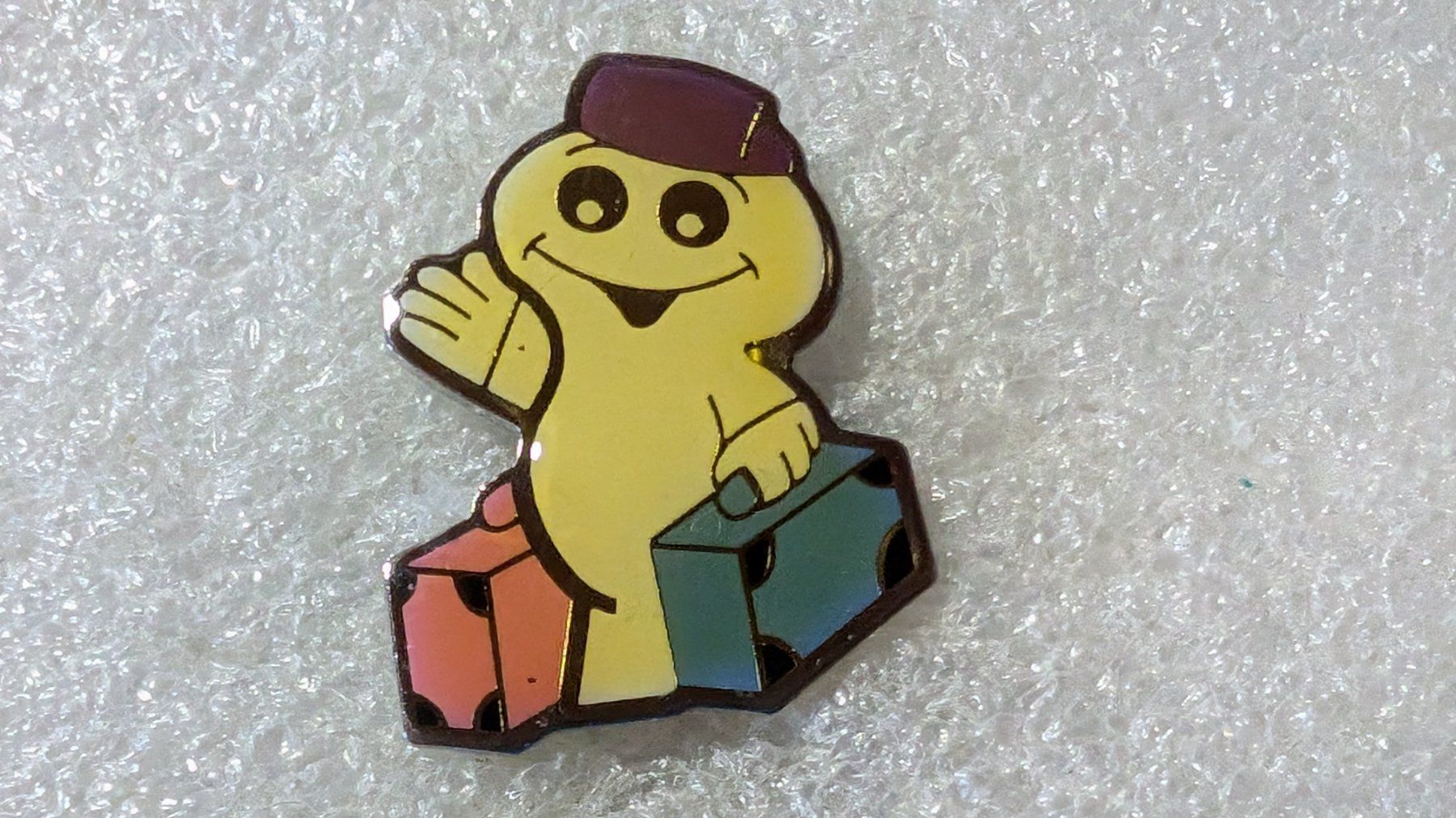 Placchette & Badge: Ansteckpin 223: Maga Bio – Usato da Oppligen venduto da Pin-Fall-Shop