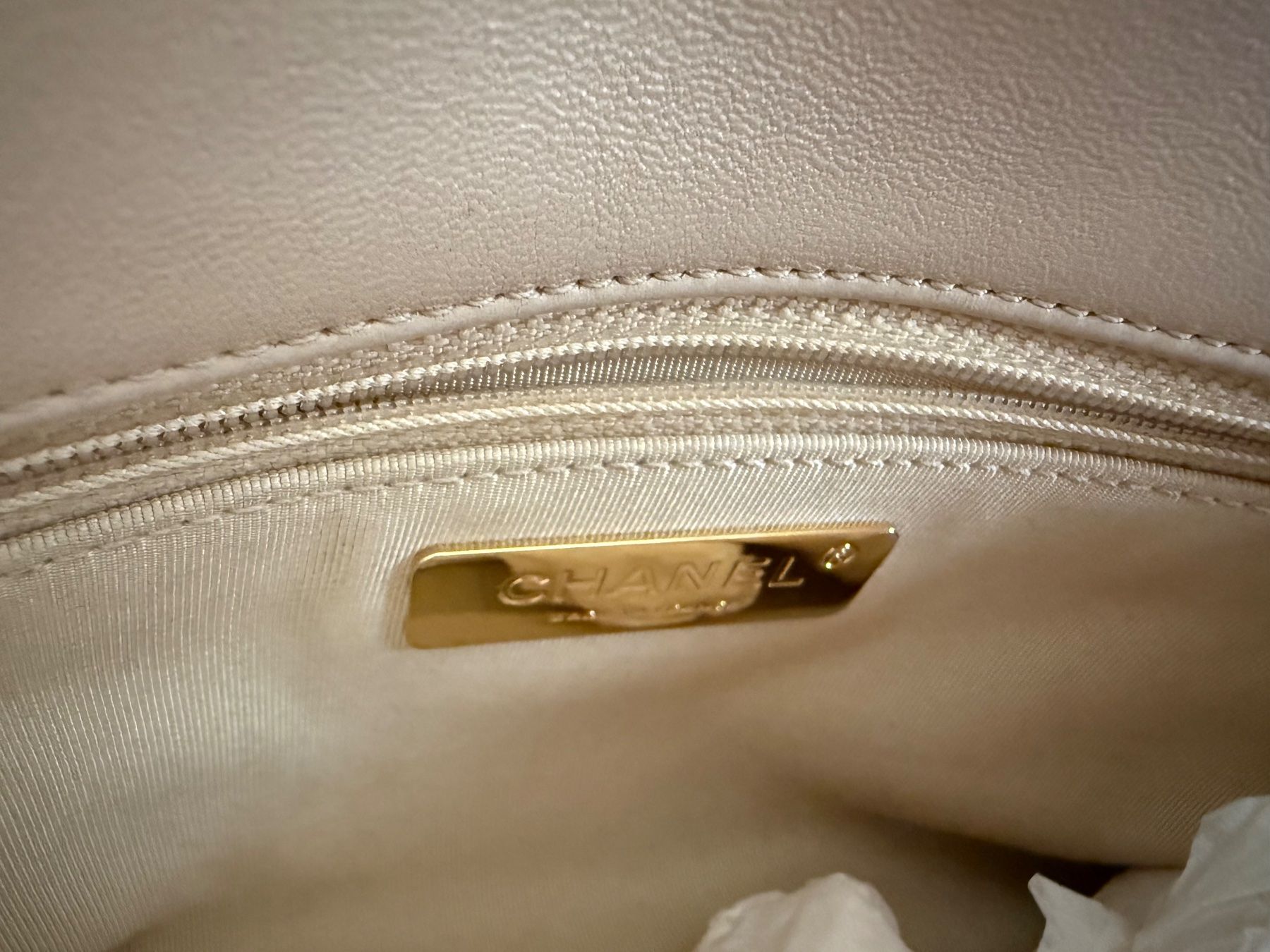 Chanel Borse da donna: Chanel 19/ beige/ Medium/ FULL SET – Usato da Zürich venduto da secondhandpassion 4