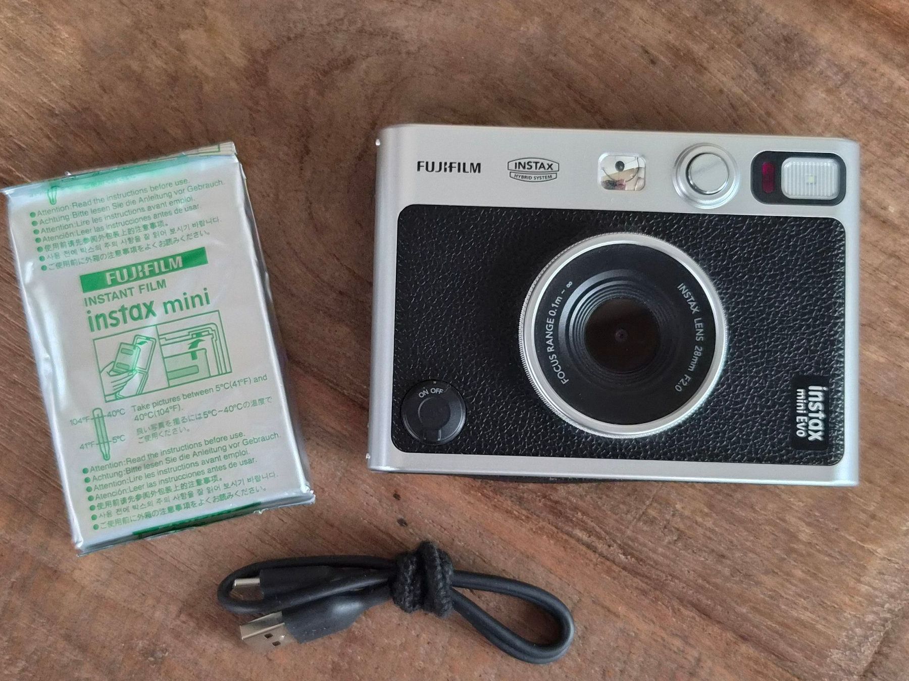 Fujifilm Appareil photo: Fujifilm Instax Mini Evo – D'occasion à Wikon par digital4you
