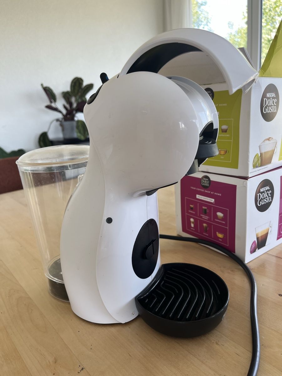 De'Longhi Machines à café & Machines à expresso: Kaffemaschine MIT KAPSELN  – D'occasion à Olten par da.je 1