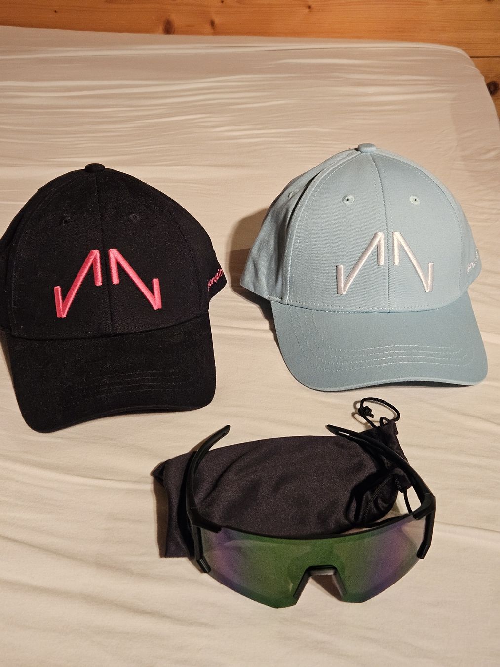 Occhiali & Lenti: Norqain Baseball Caps & Sonnenbrille – Nuovo e nell'imballaggio originale da Kilchberg ZH venduto da MMS80