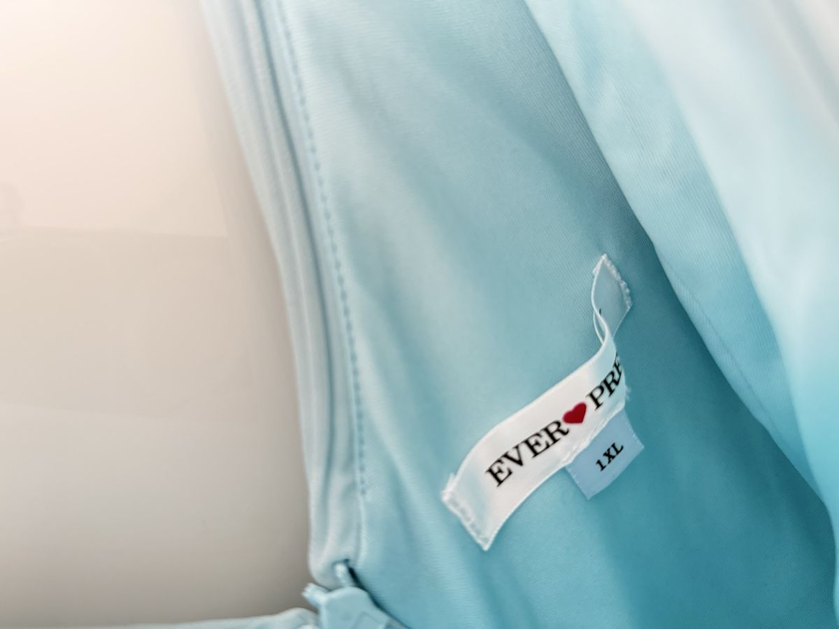 Kleider: Abendkleid Gr. XL – Neu (gemäss Beschreibung) aus Gossau SG von Heinzone74 1