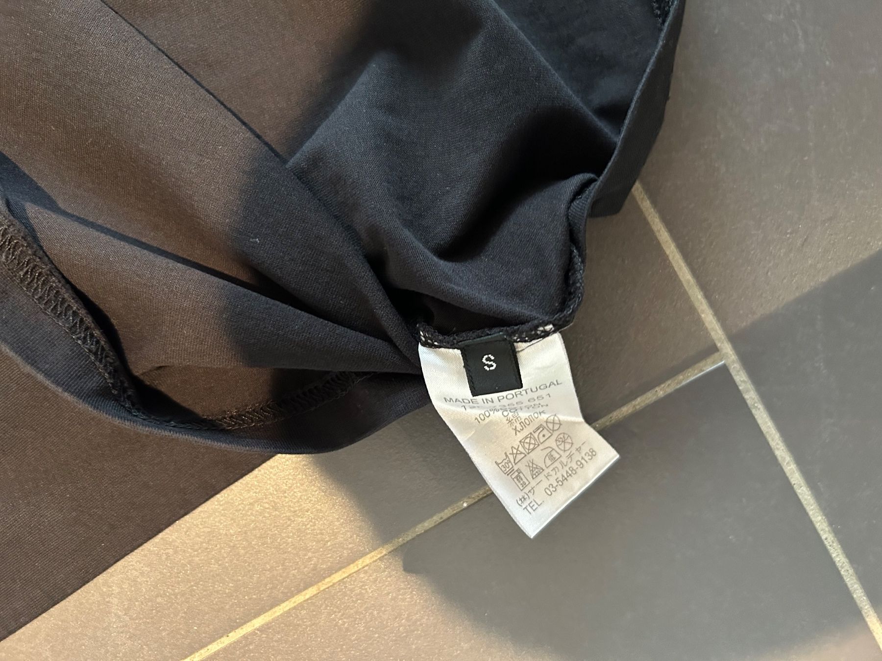 Givenchy T-shirt: Givenchy t-shirt – Nuovo (secondo la descrizione) da Schlieren venduto da Leavio 4