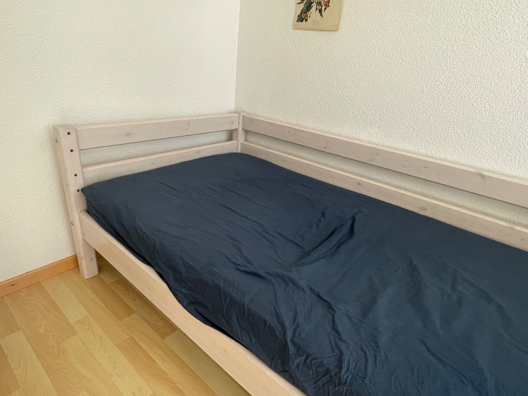 Betten: Weisses Holzbett – Gebraucht aus Ehrendingen von emi_l577 2