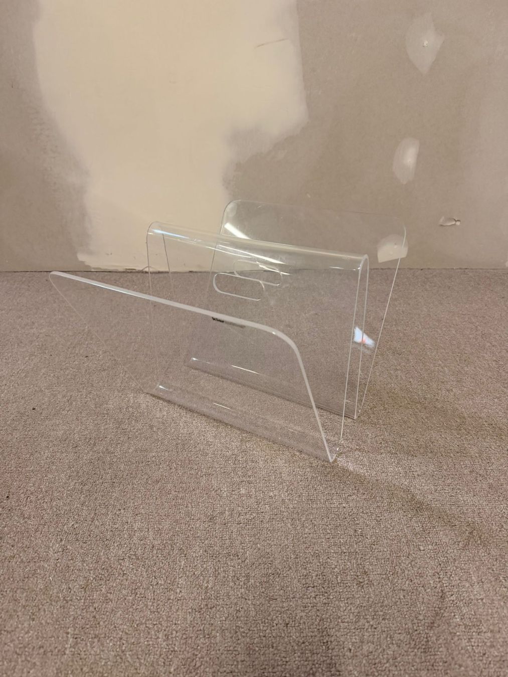 Sonstiges für Haushalt & Wohnen: Transparente Zeitschriftenständer aus Plexiglas Acrylglas – Gebraucht aus Rickenbach ZH von Der-Insider 5