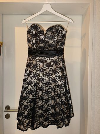 Schönes, elegantes Kleid Grösse 38, neu!