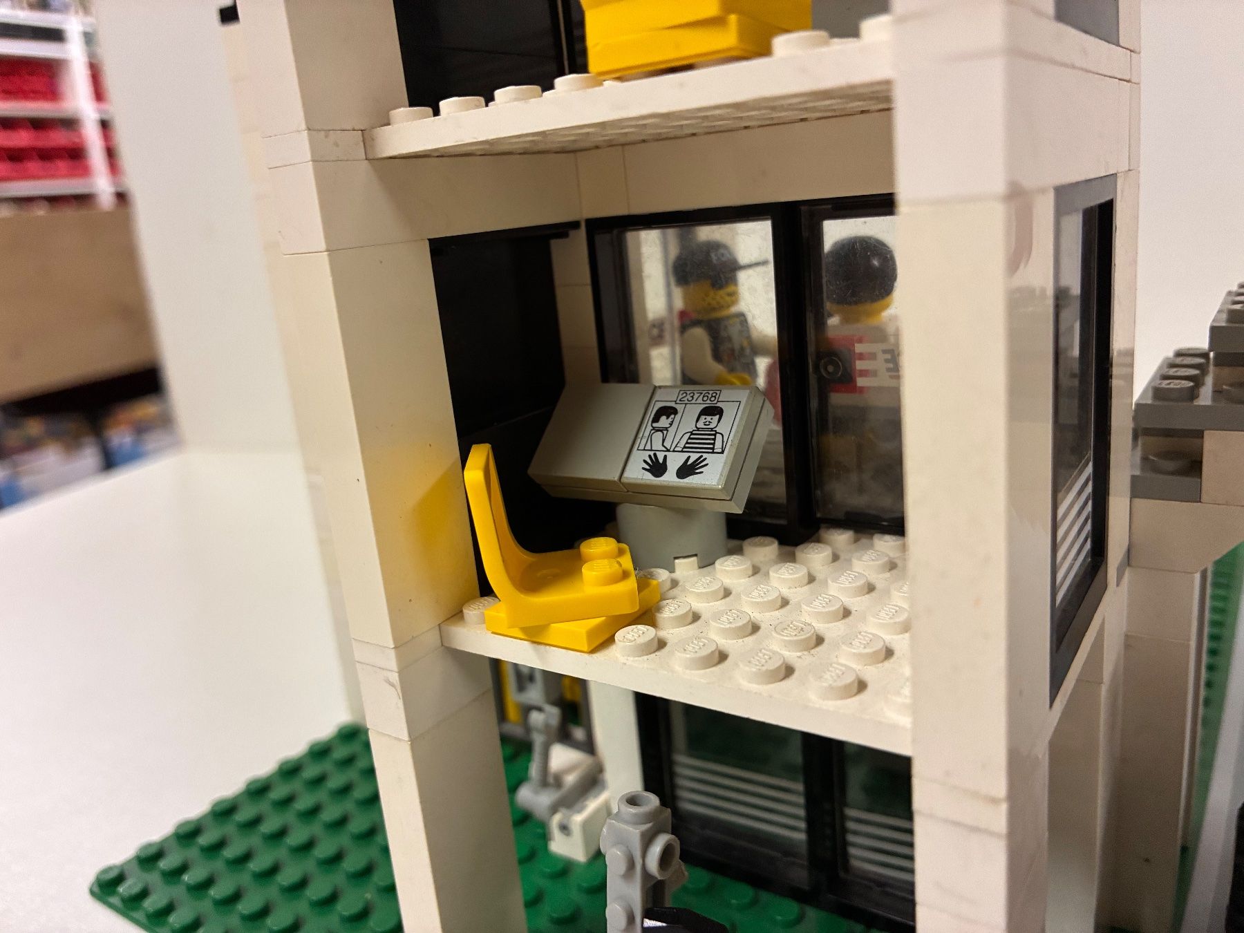 Lego Spielzeuge: LEGO Classic Town 6398 ab 1.- – Gebraucht aus Kerns von chriglim 8