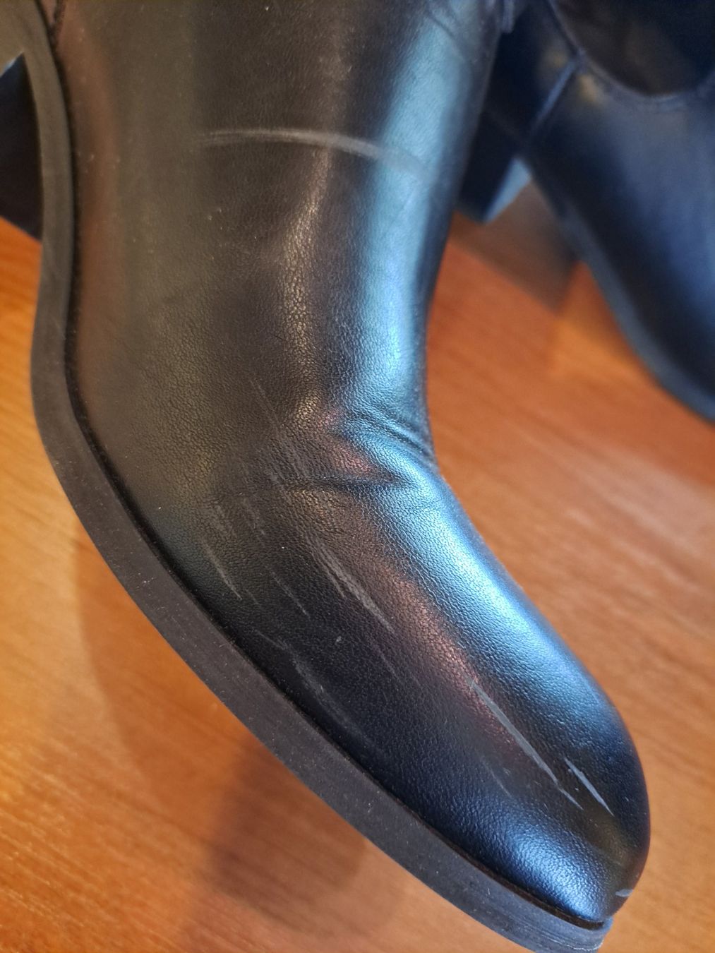 Scarpe da donna: Schwarze Stiefeletten Gr. 41 – Usato da Rafz venduto da MuriFinn 7