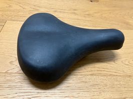 Aufpumpbarar Sattel Vintage rar