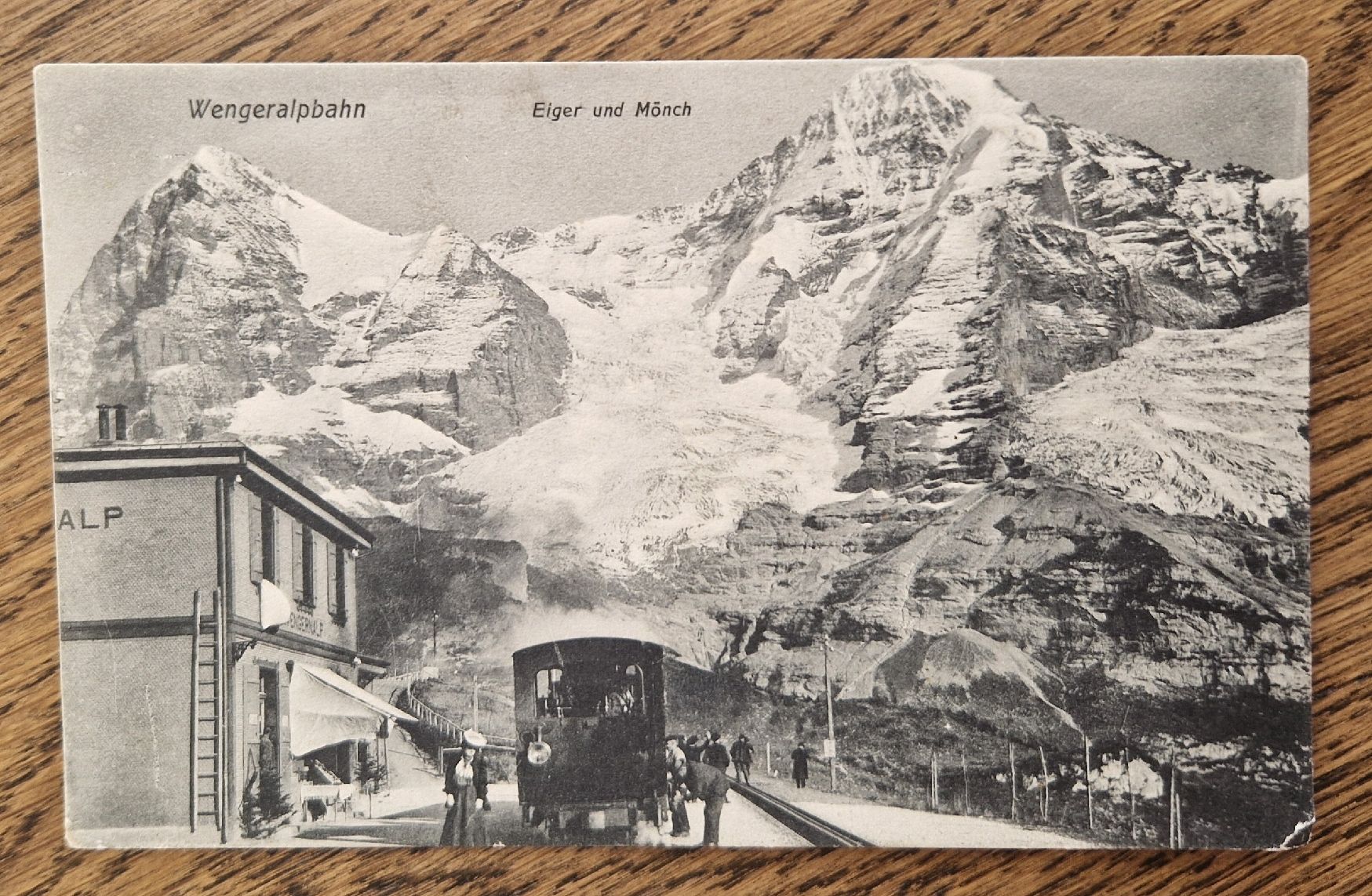 Cartoline postali: Wengeralpbahn, belebter Bshnsteig – Usato da Ebikon venduto da Donar50