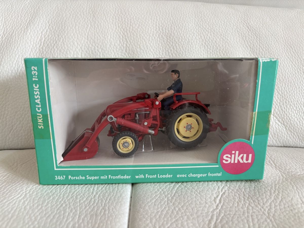 Siku Modellini d'auto: Siku Porsche Diesel mit Frontlader,  Massstab 1:32, Oldtimer – Usato da Dübendorf venduto da Einhorn_24