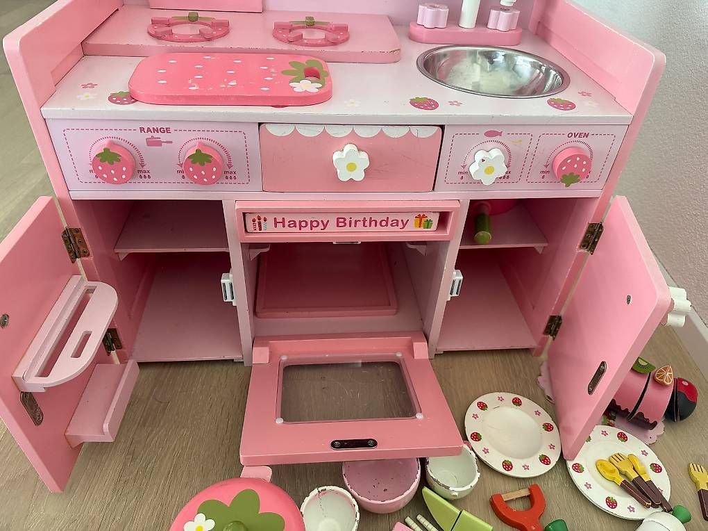 Spielzeuge: kinder Küche und kochset aus Holz – Gebraucht aus Gümligen von xifenglie 2