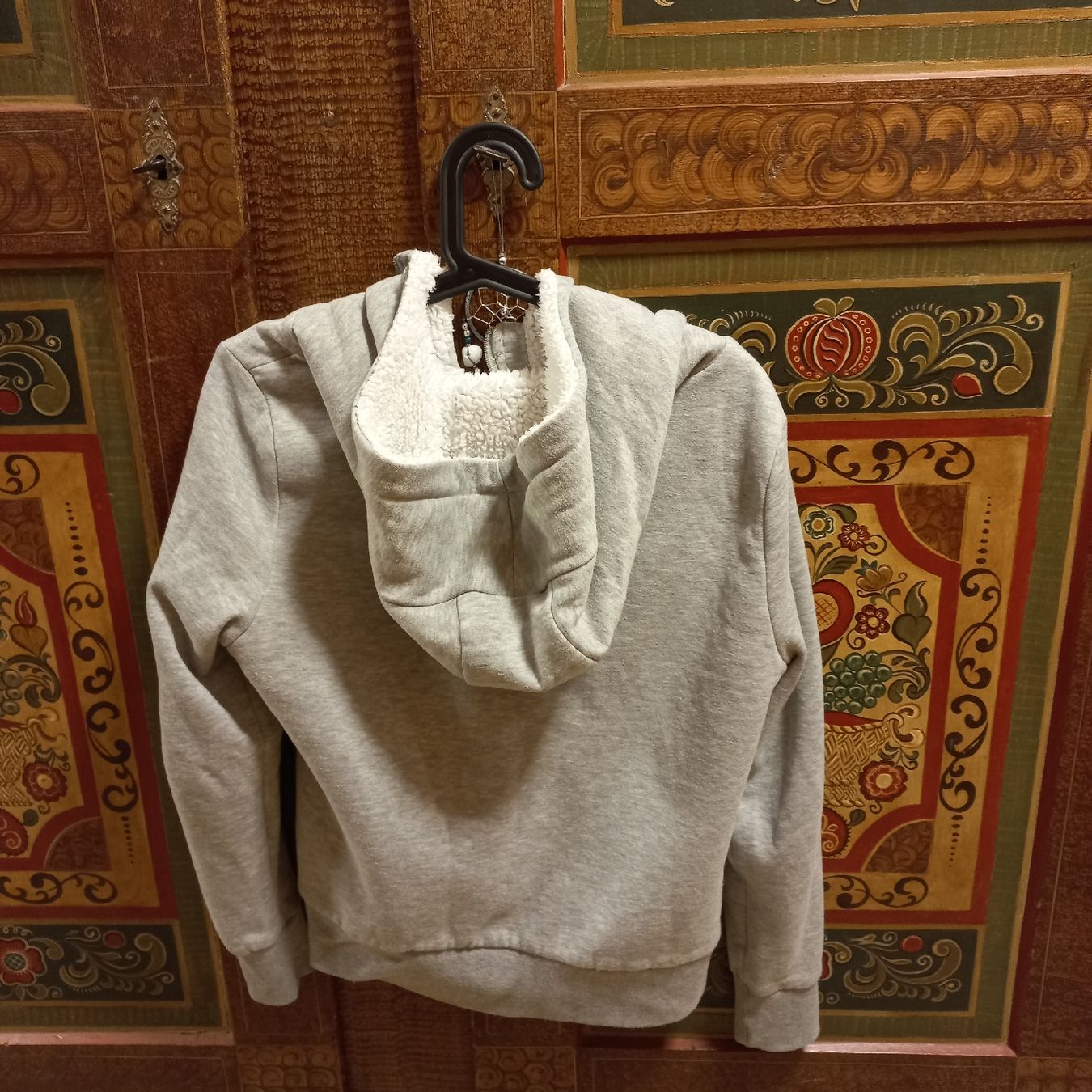 Only Jacken: ONLY Teddy-Fleece Hoodie Gr. M – Gebraucht aus Bettlach von Venus22999 4