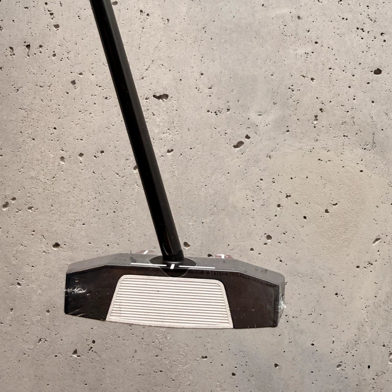 Odyssey Schläger & Sets: Odyssey Square 2 Square Tri-Hot #7 Putter – Neu und originalverpackt aus Zürich von Seconda_Golf 3