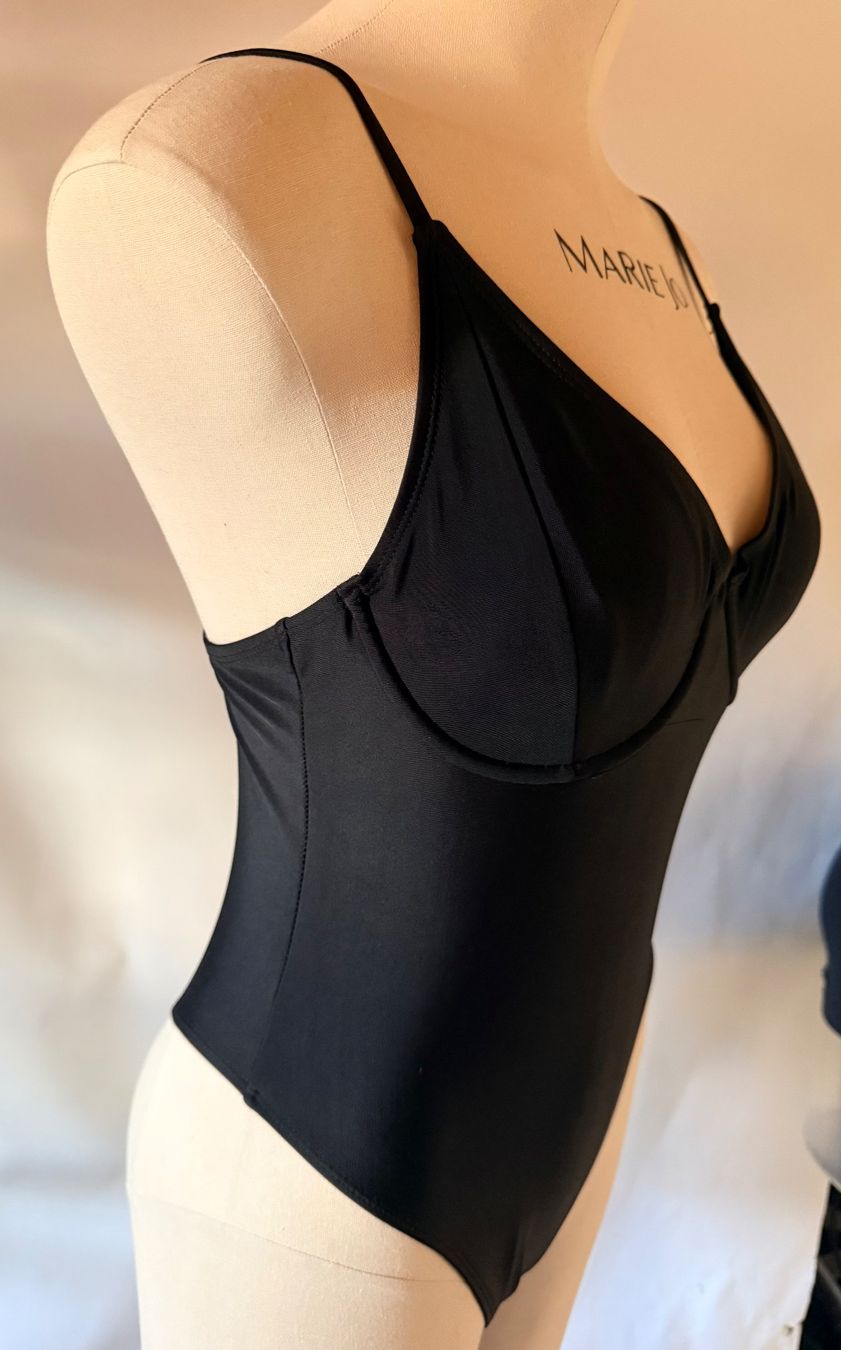 Na-kd Costumi da bagno & Bikini: NA KD, Badekleid, Grösse M, Farbe Schwarz – Nuovo e nell'imballaggio originale da Rudolfstetten venduto da gst_g7xl 2