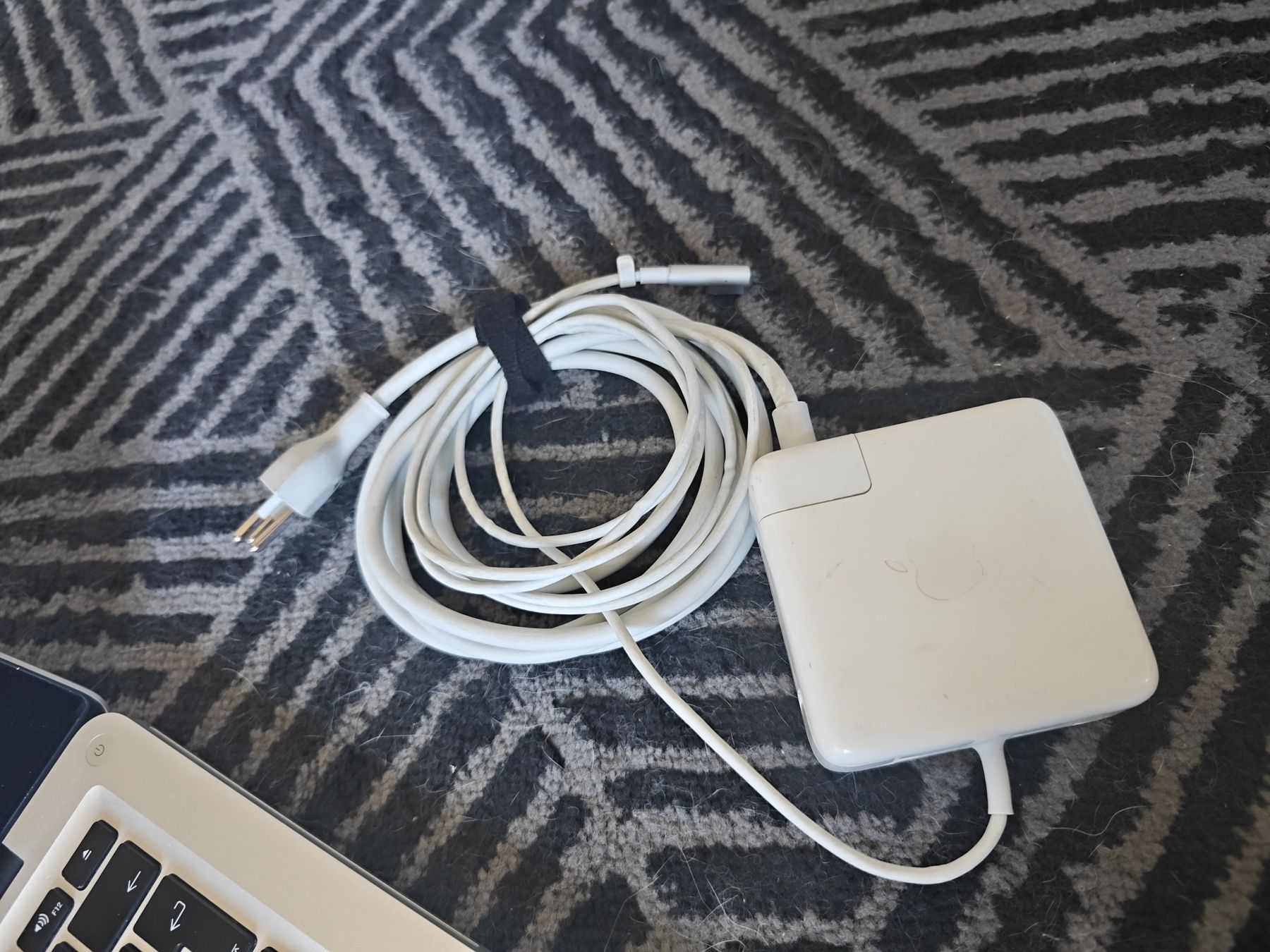 Apple Notebook: Apple MacBook Pro 13 Zoll Mid 2012 – Usato da Eglisau venduto da LUXEvents 2
