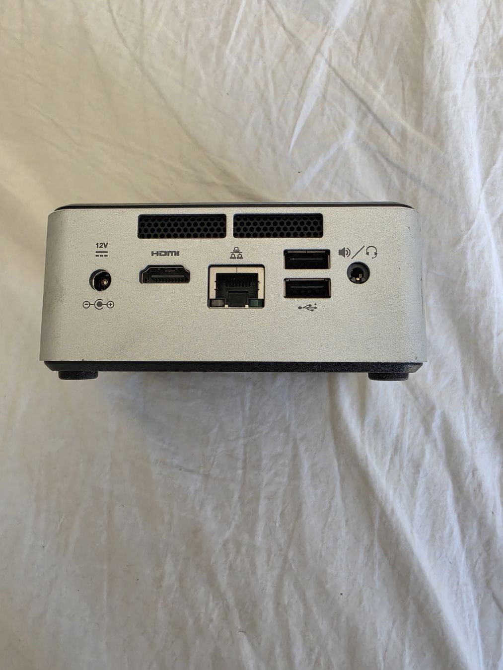 Intel PCs: Intel NUC DN2820FYK Mini-PC – D'occasion à Nussbaumen AG par Martinfal 2