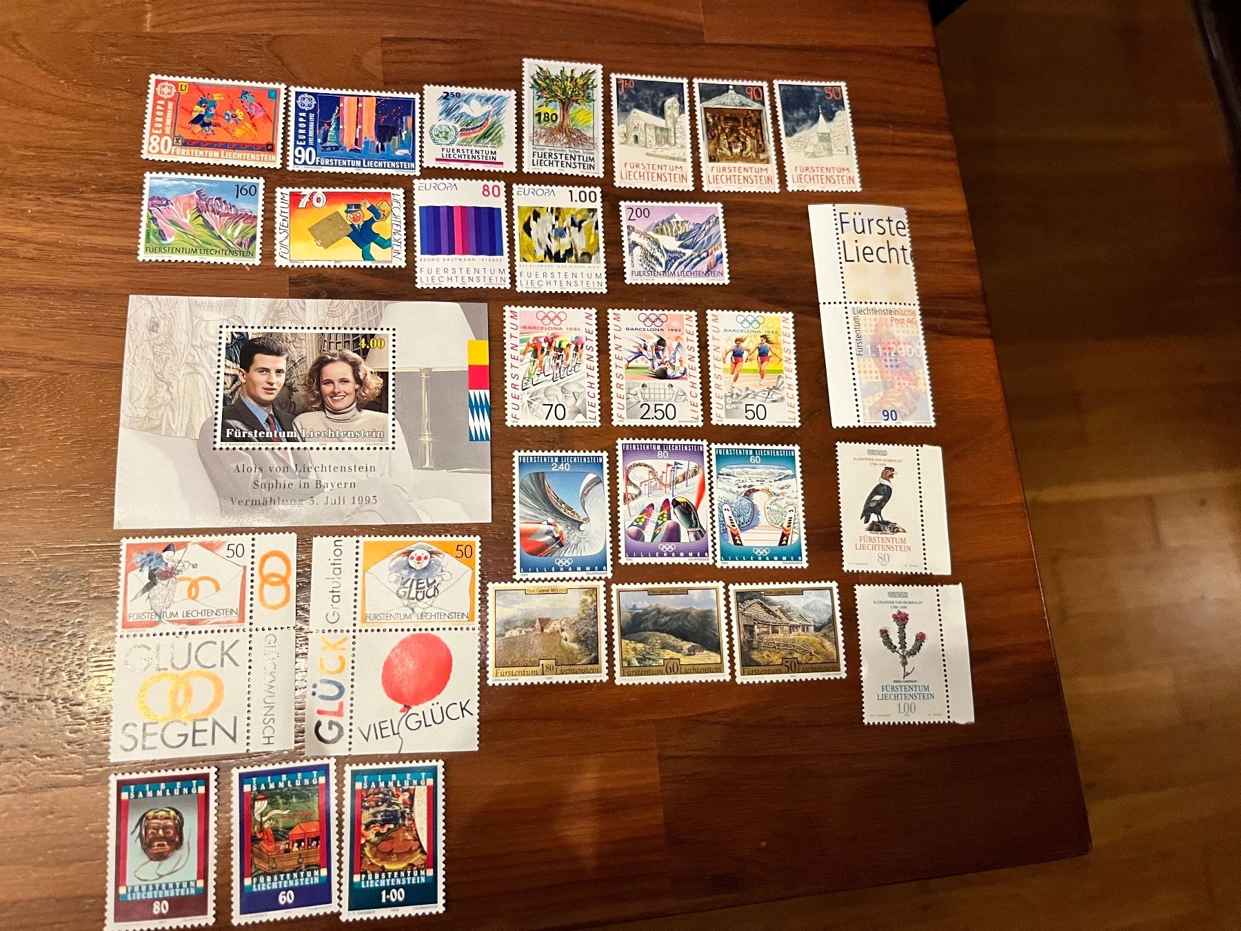 Tutti i francobolli: Postfrische Briefmarken aus Liechtenstein – Nuovo e nell'imballaggio originale da Zürich venduto da engebrunau