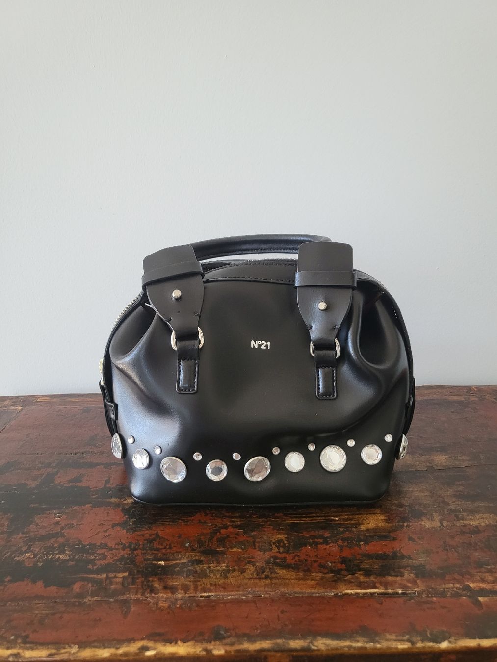 Borse da donna: Borsa N°21 nera in pelle con strass – Nuovo (secondo la descrizione) da Iseo venduto da cam_pyd7