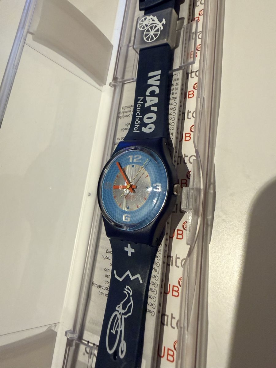 Swatch Montres: Swatch IVAC’09  – D'occasion à Cornaux NE par Demeter1897 3
