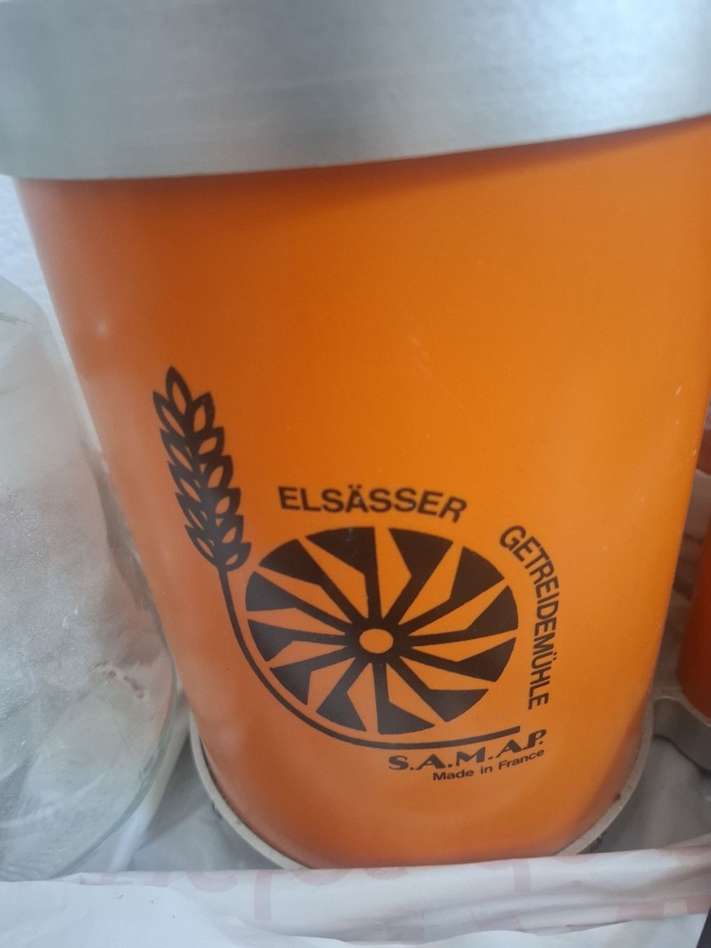 Appareils de cuisine: Elsässer Getreidemühle S.A.M.A.P. GR2 – D'occasion à Tann par Dish 1