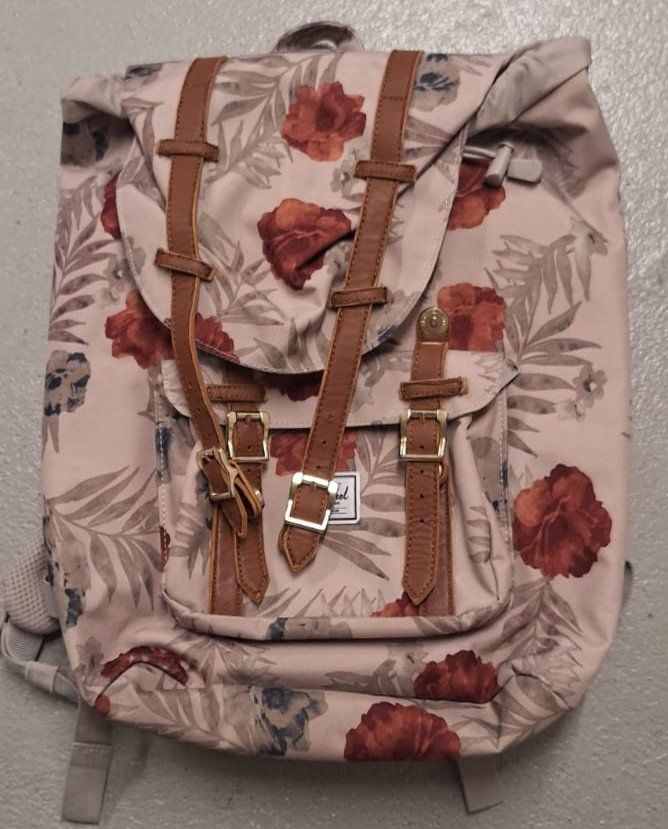 Herschel Rucksäcke: Herschl Rucksack – Gebraucht aus Sursee von Ventiduese