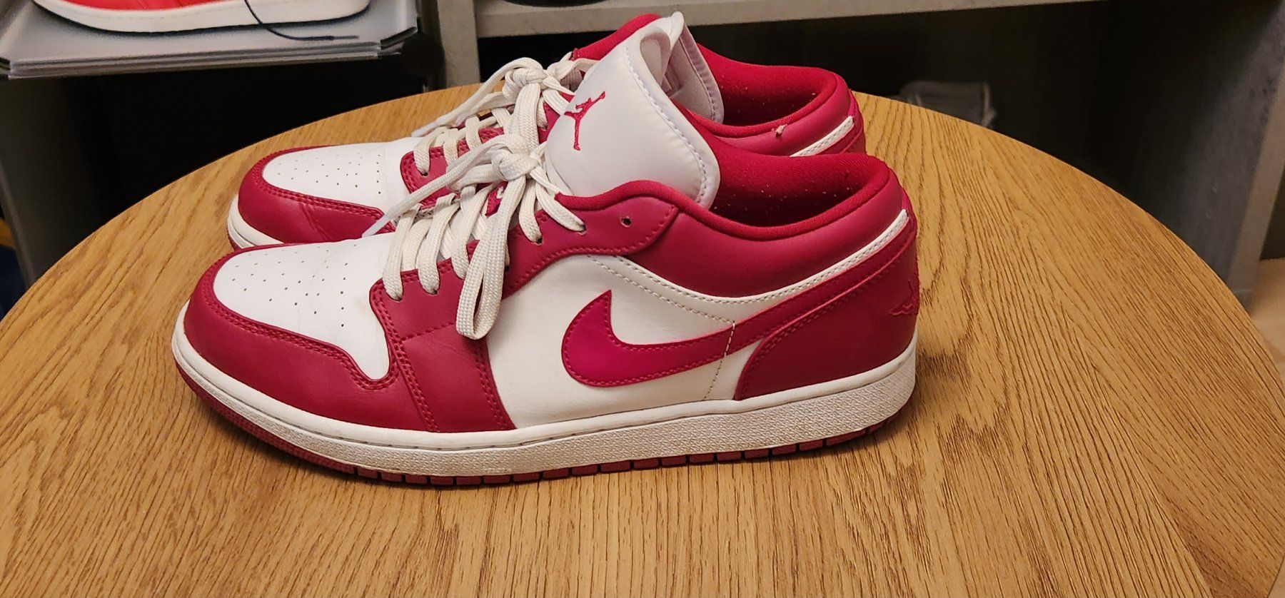 Jordan Scarpe da uomo: Air Jordan 1 low Gr.44 – Usato da Winterthur venduto da SneakersLeo