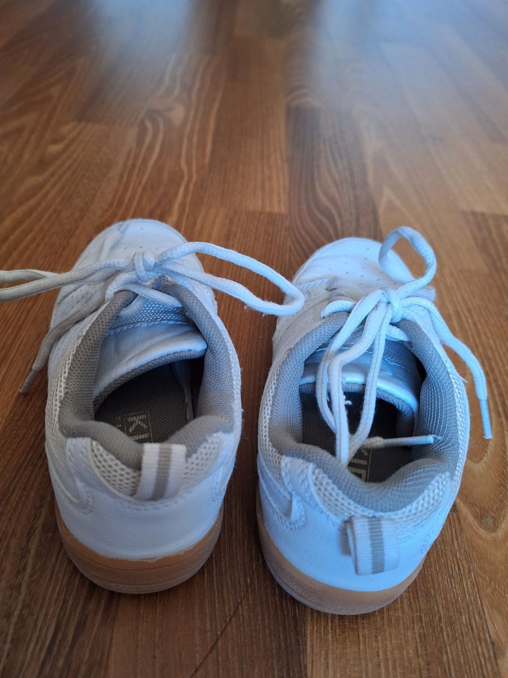 Schuhe für Jungen: Turnschuhe 30 – Gebraucht aus Herrliberg von linavogt 3