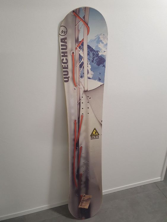 Snowboard Quechua (Gebraucht) in Würenlos für CHF 1 - nur Abholung auf