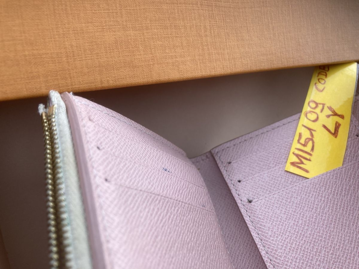 Louis Vuitton Portamonete: Louis Vuitton Portemonnaie – Usato da Walterswil SO venduto da Sunshineyupi 2