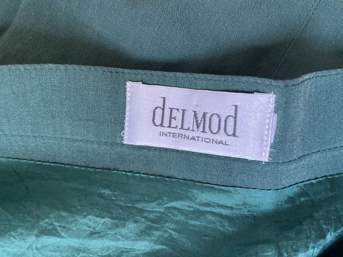 Röcke: Delmod International Rock, Grün – Gebraucht aus Bern von Corinn_na 4