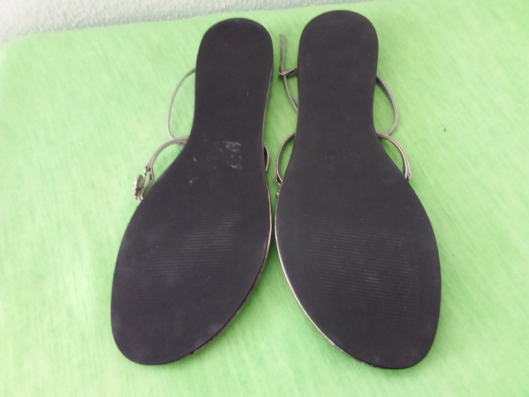 Scarpe da donna: NEUE Elegante Flipflops mit Strass – Nuovo (secondo la descrizione) da Uitikon Waldegg venduto da Risibisi7 4