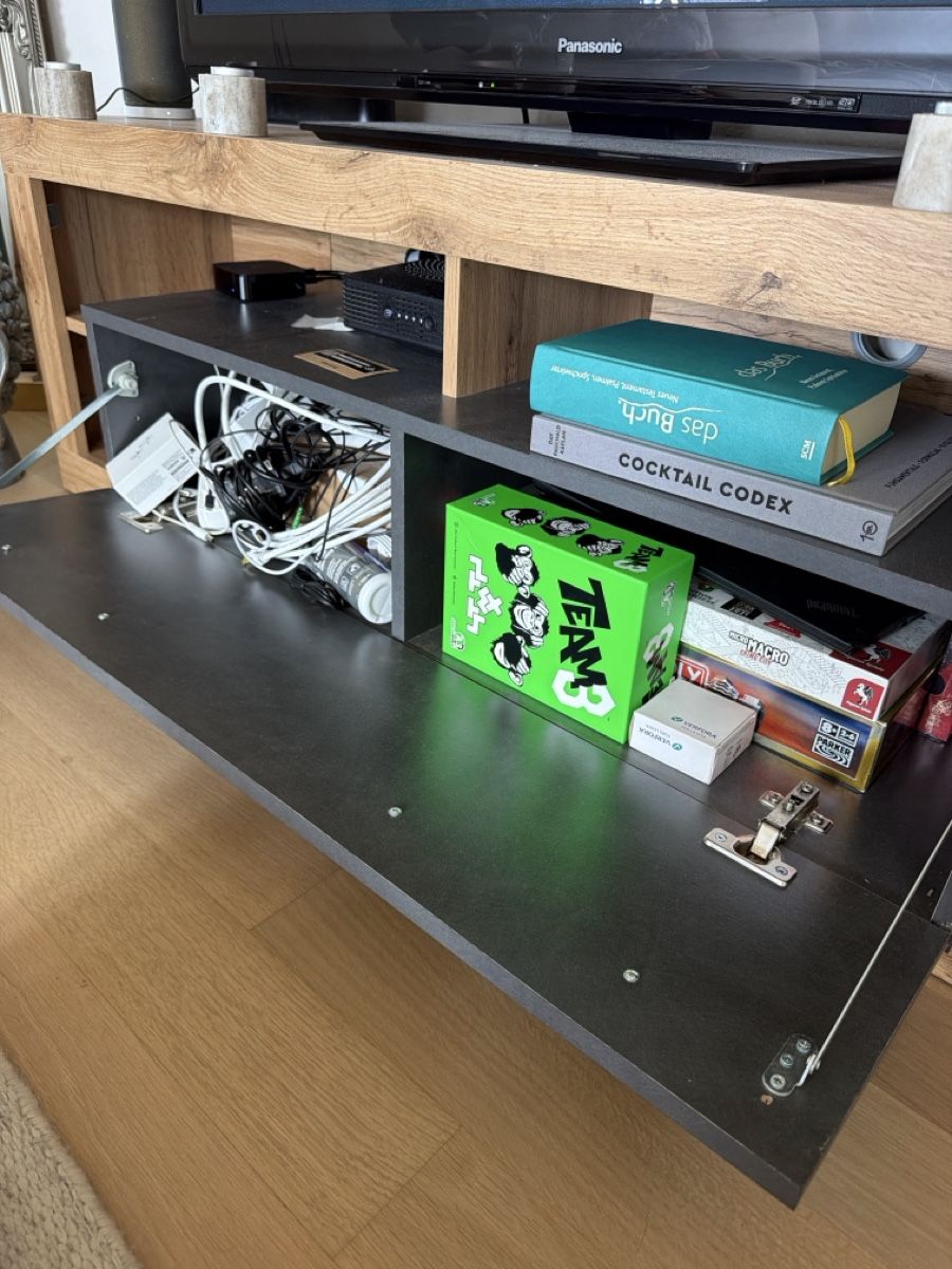 Meubles TV: Sideboard / TV Möbel  – D'occasion à Uster par Ninii003 3