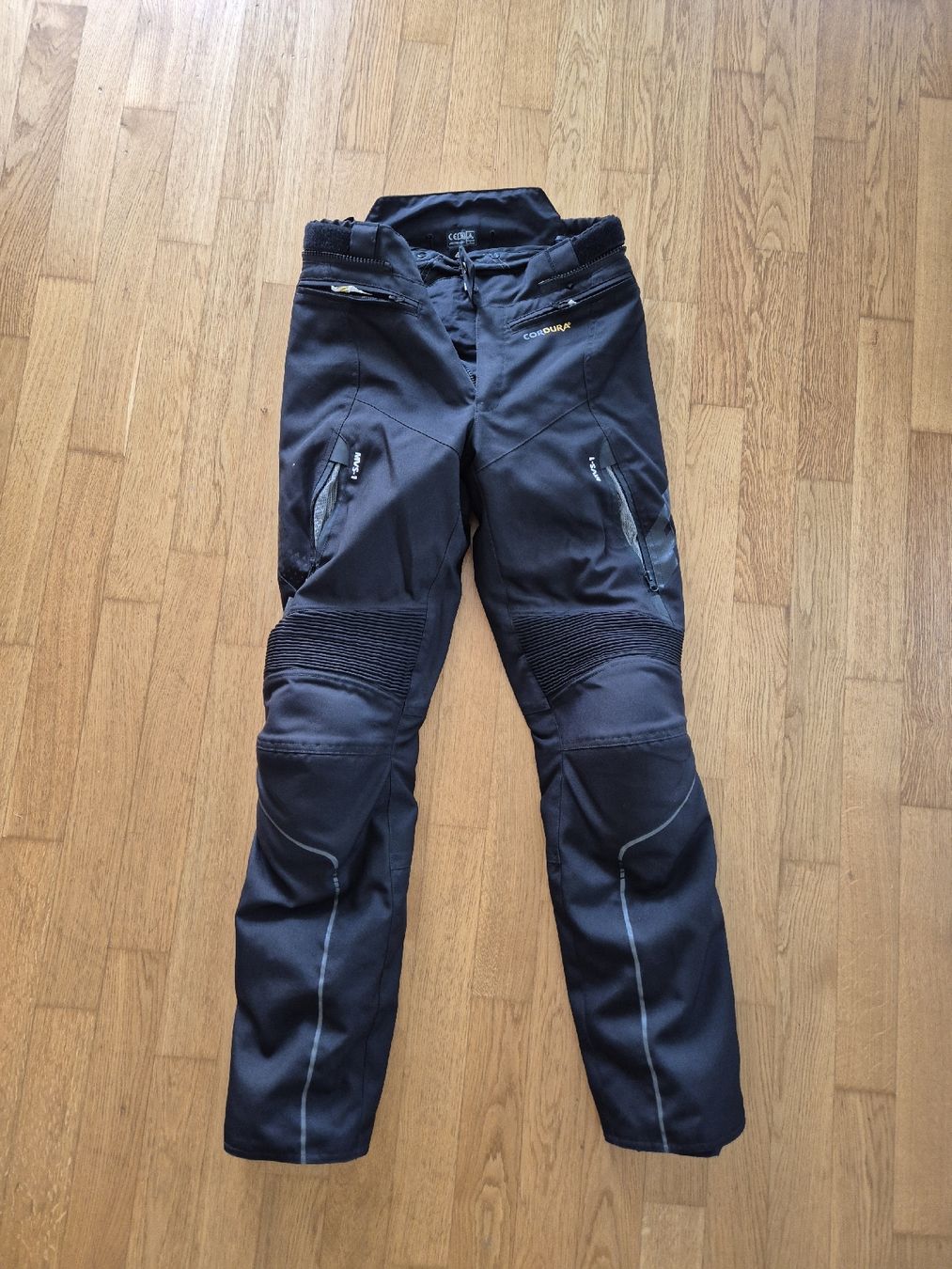Hosen: Motorradhose – Gebraucht aus Sursee von wmbcar