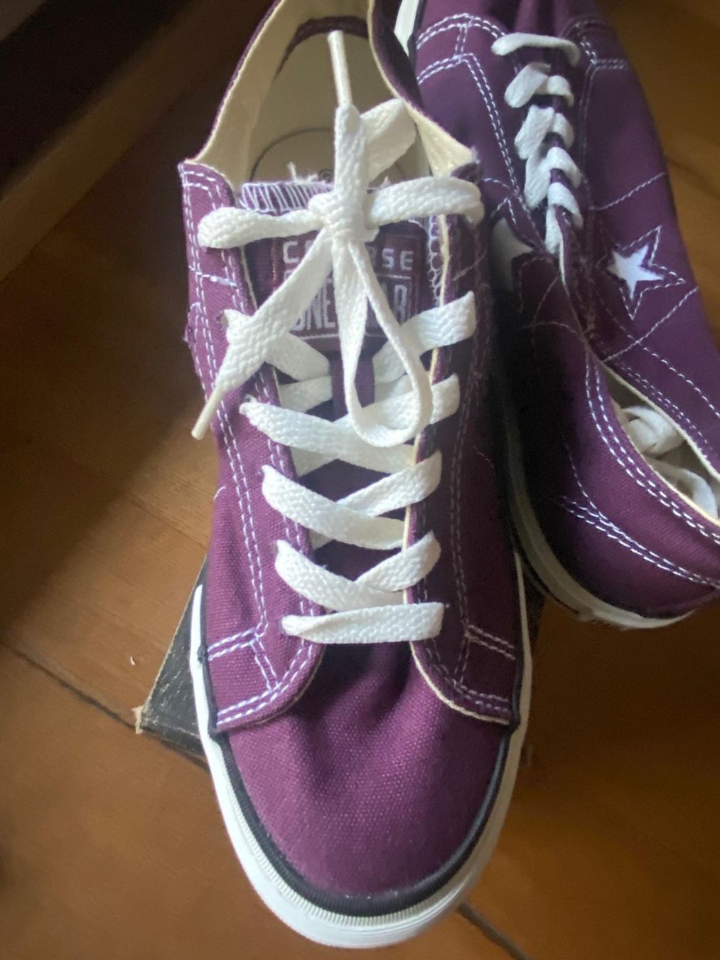 Converse Herrenschuhe: Converse One Star wine / Baskets Converse. Prune taille 37.5 – Neu und originalverpackt aus Gümligen von Xochitl 8