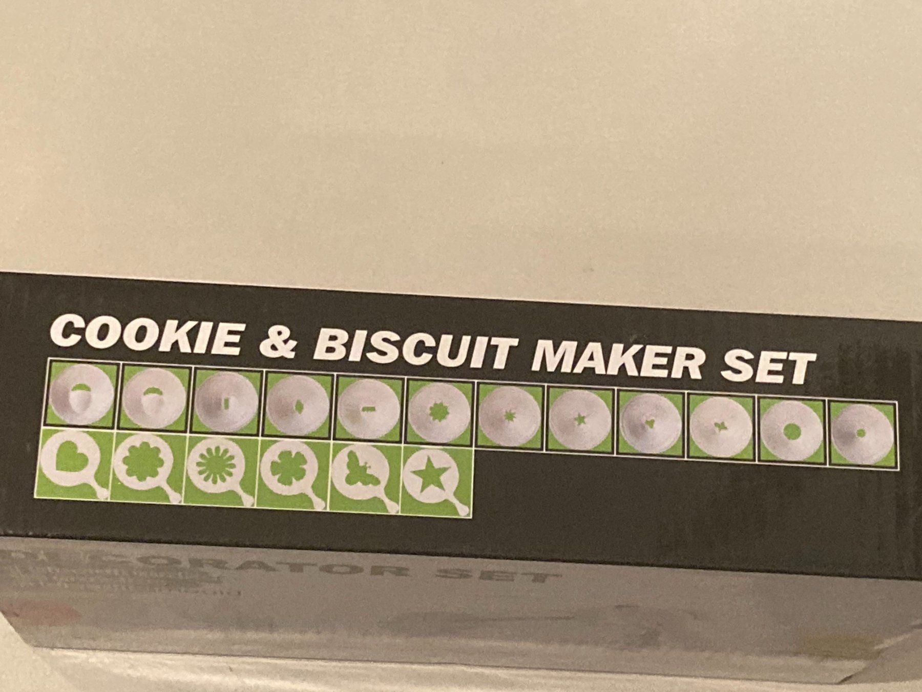 Teglie da forno: DECORATORSET 1biscuit, maker12nozziles,6 biscuits mould Nr.9 – Nuovo e nell'imballaggio originale da Wallisellen venduto da ASZT 4