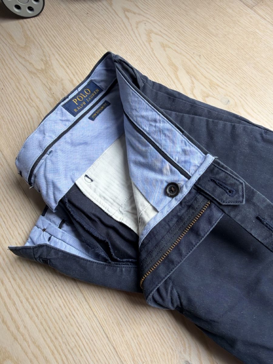 Ralph Lauren Pantaloni: Ralph Lauren blue chino 30/30 – Nuovo (secondo la descrizione) da Mont-sur-Lausanne venduto da sashwindow 1