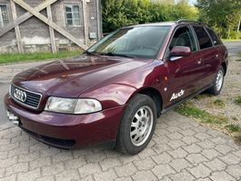 Audi A4 Avant 2.6L