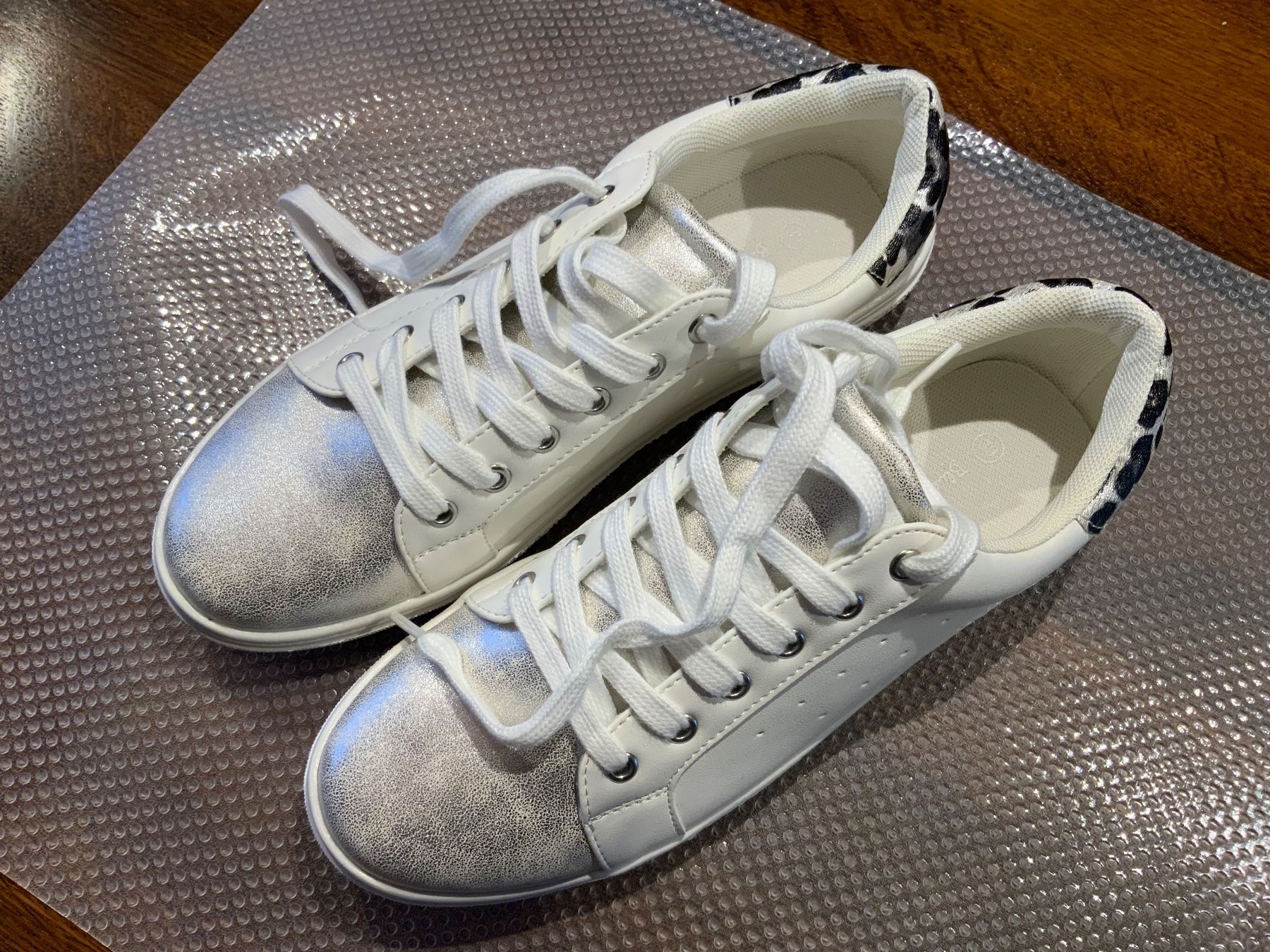 Scarpe da donna: Damensneaker in Grösse 39, neu – Nuovo e nell'imballaggio originale da Kreuzlingen venduto da son_8cwm 2