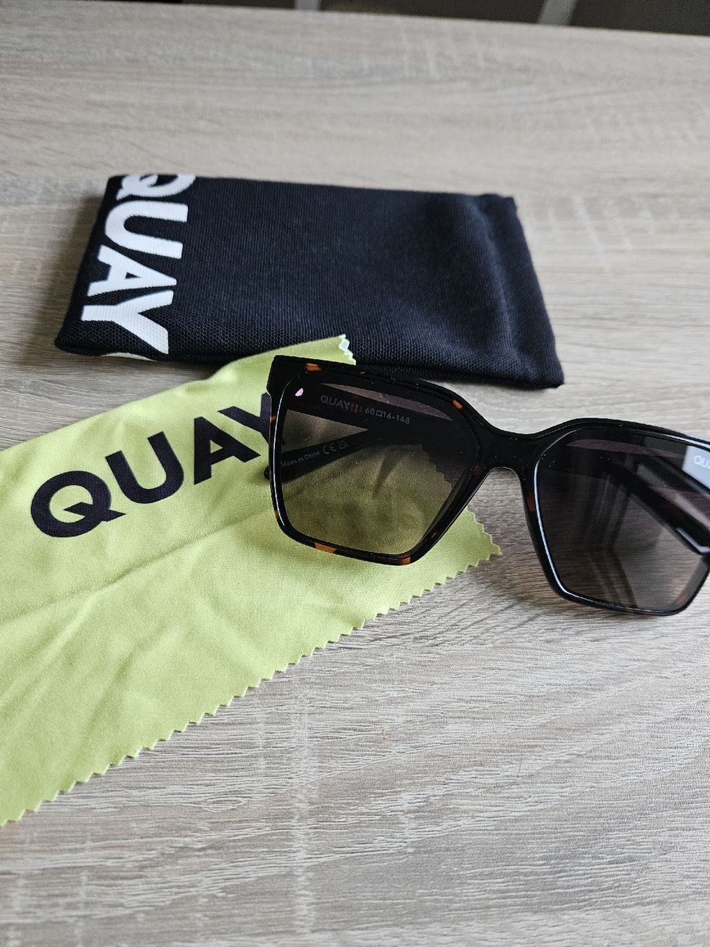 Occhiali & Lenti: QUAY Australia Sonnenbrille – Usato da Baar venduto da BlackCat_13