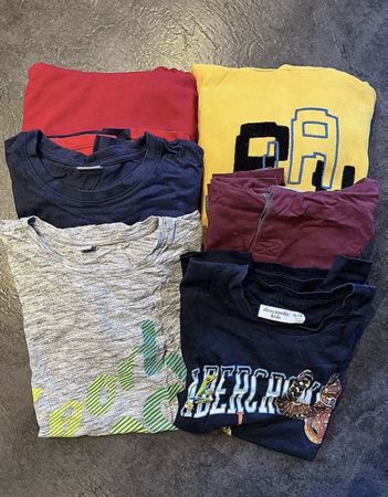 Kleidungspaket Jungen Oberteile verschiedene Marken