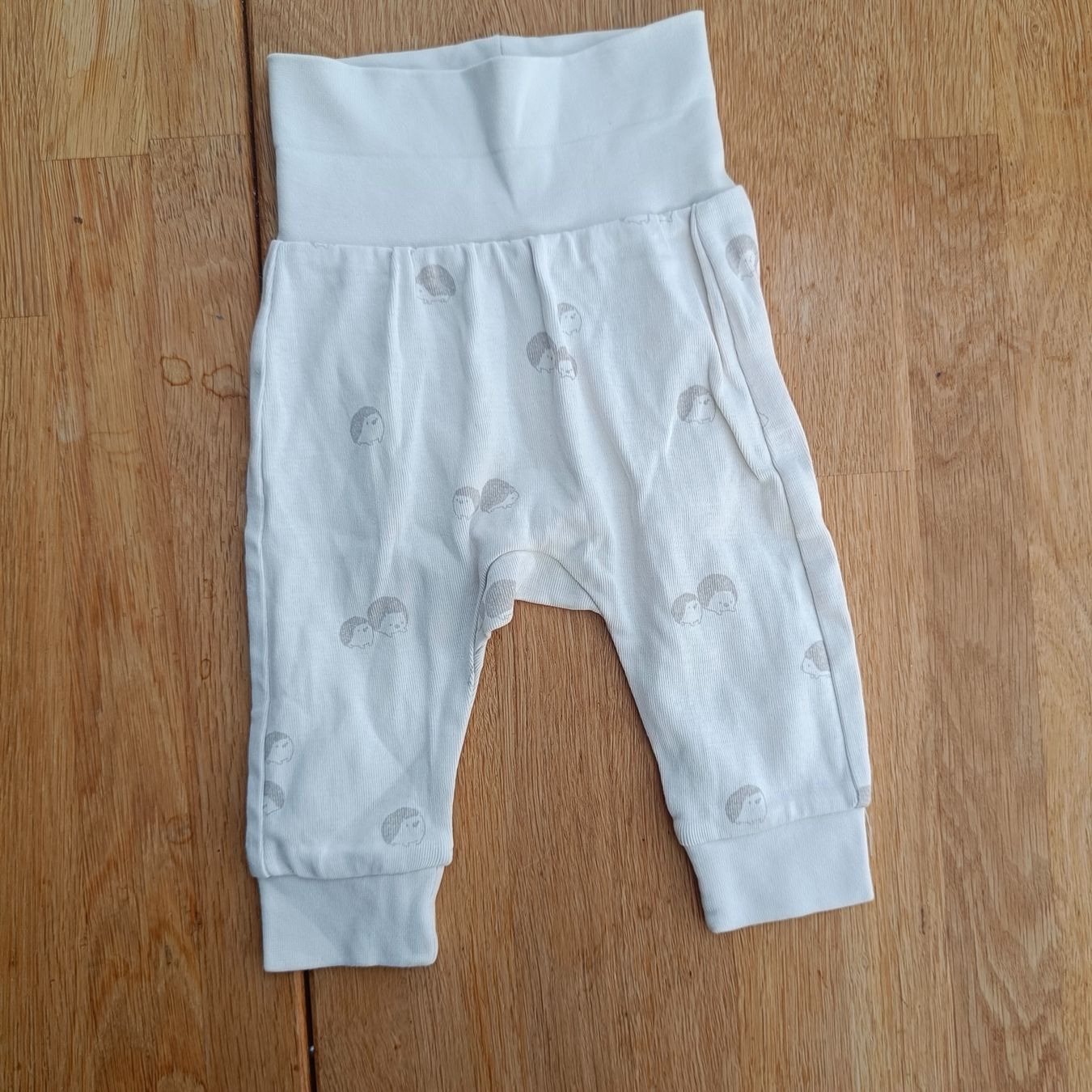 H&M Pantaloni: Hose Grösse 56 – Usato da Jaberg venduto da urig17.