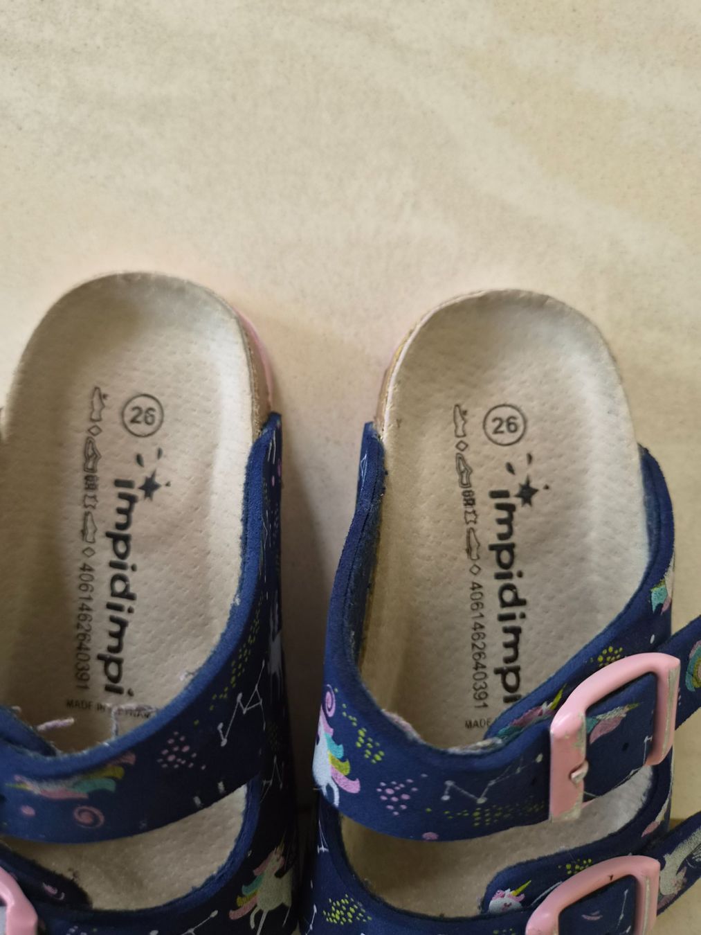 Scarpe per ragazze: Kinder Sandalen Einhorn Gr. 26 sommerlich – Usato da Ibach venduto da urs_sl5h 5
