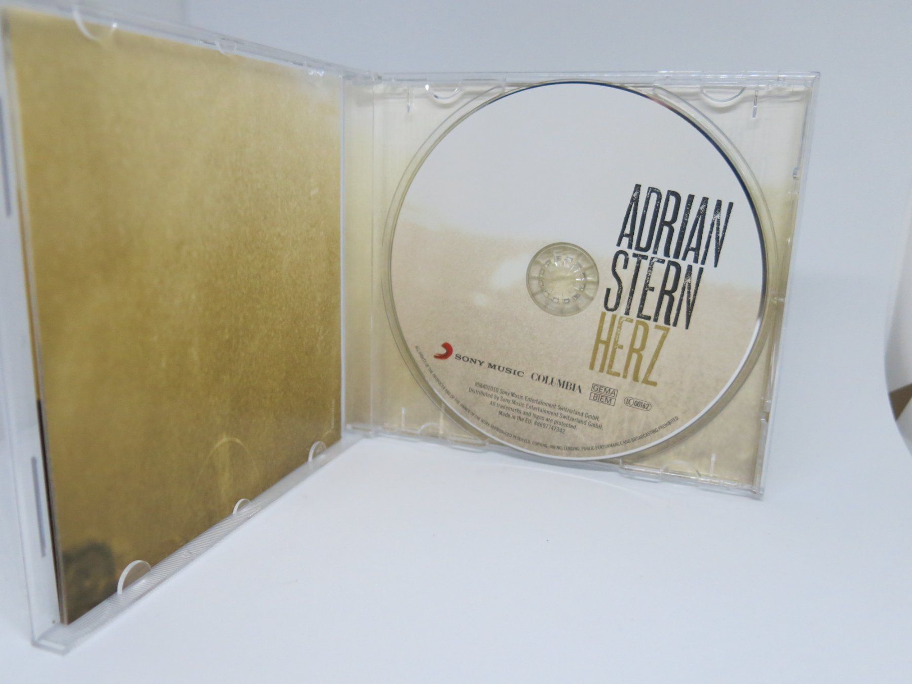 CDs: CD : Adrian Stern - Herz – Gebraucht aus Ernetschwil von luisvonerni 1