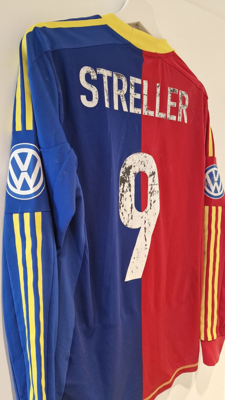 Canottiere & Pantaloni: FC Basel 2012 Spieler-Trikot #9 Streller – Usato da Rafz venduto da GT12 2