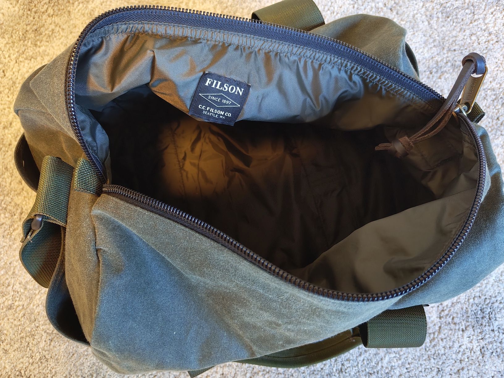 Taschen: Filson Small Tin Cloth Field Duffle – Neu (gemäss Beschreibung) aus Seuzach von  1