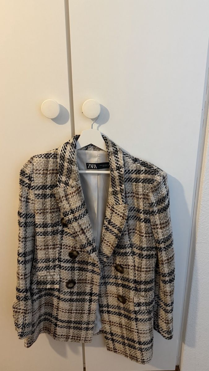 Zara Anzüge & Kostüme: Zara Blazer – Gebraucht aus Zürich von futbolstar