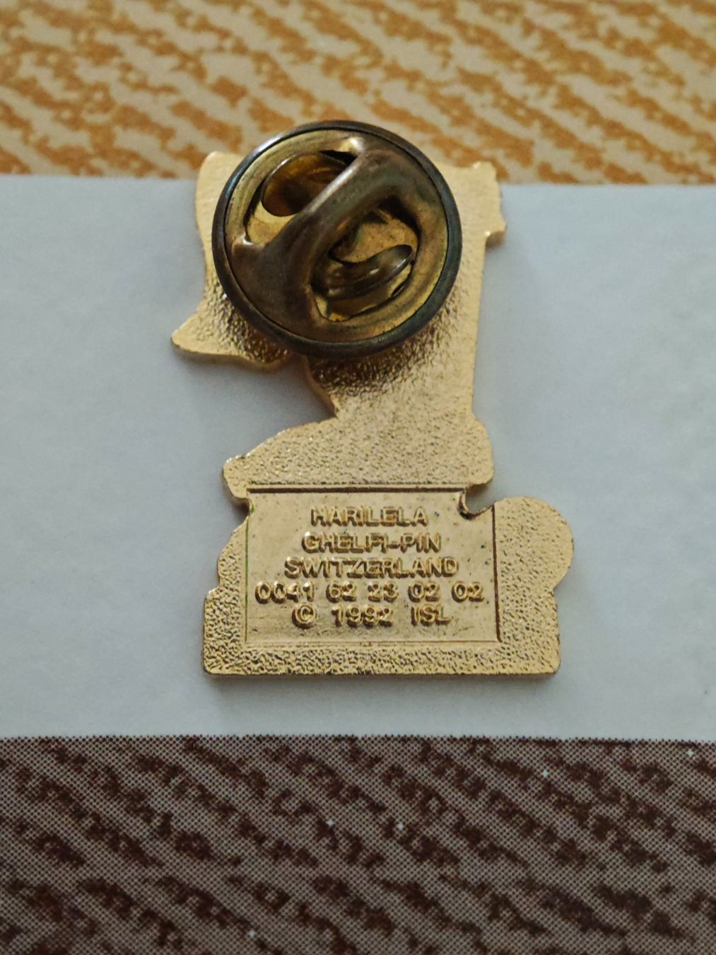 Placchette & Badge: VINTAGE-PIN-SET + PATCH – Usato da Ehrendingen venduto da Xagahf 2